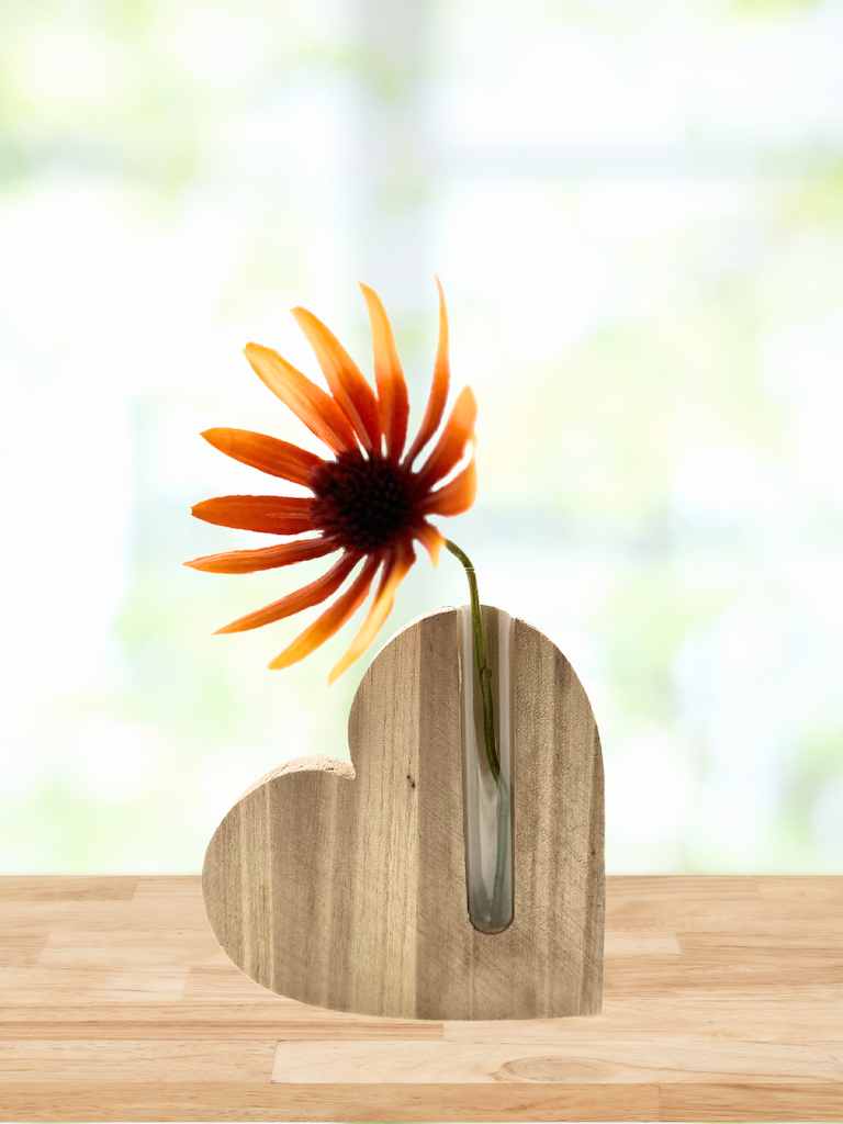 houten hart met vaasje met bloempje erin - troostgeschenk - troost - rememberme webshop